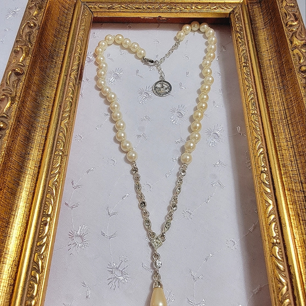 Crown Trifari pearl and rhinestone silver necklace